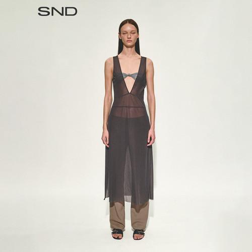 SNDSS26深V领透视连衣裙