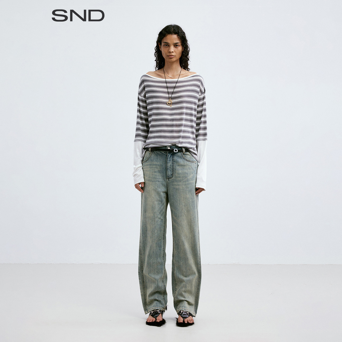 SNDPF26复古水洗直筒牛仔裤图片