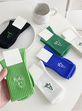 春秋潮流中筒袜子INS日系网红街头绿色运动男女刺绣纯棉秋冬长袜