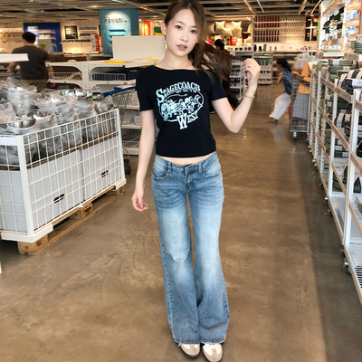 浅蓝色竹节纹低腰阔腿牛仔裤女