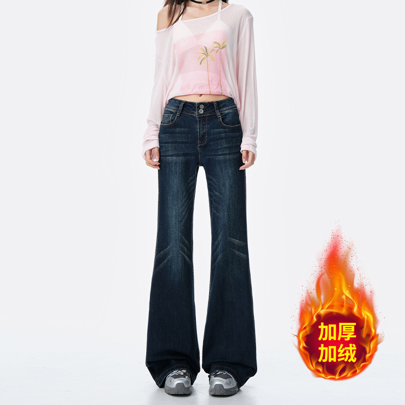 深蓝色微喇叭牛仔裤女加绒