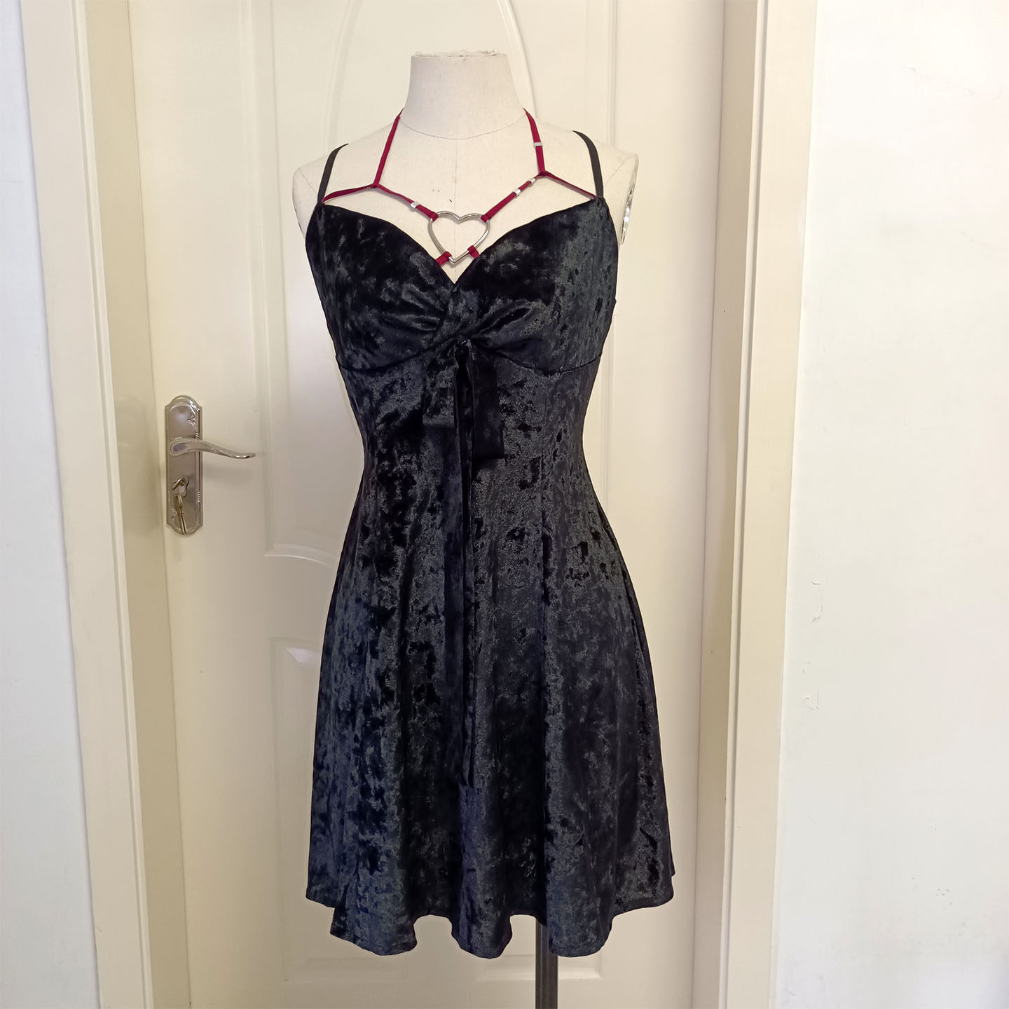 异形舞台三月兽CAFEcos服图片