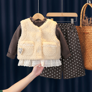 女童冬装套装2026新款森系小女孩洋气儿童加绒加厚保暖马甲三件套