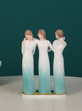 跨境人物摆件三姐妹家居玄关客厅酒柜办公室树脂摆设创意闺蜜