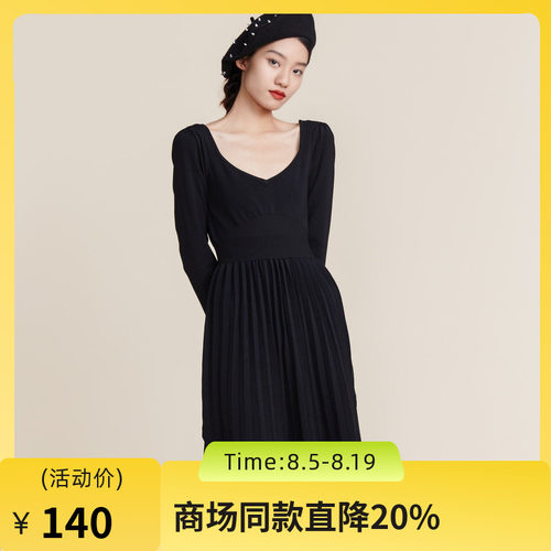 针织连衣裙，X型收腰，百褶下摆拼接透明丝
