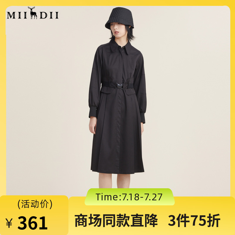 垂顺舒适，简约版型修饰身材