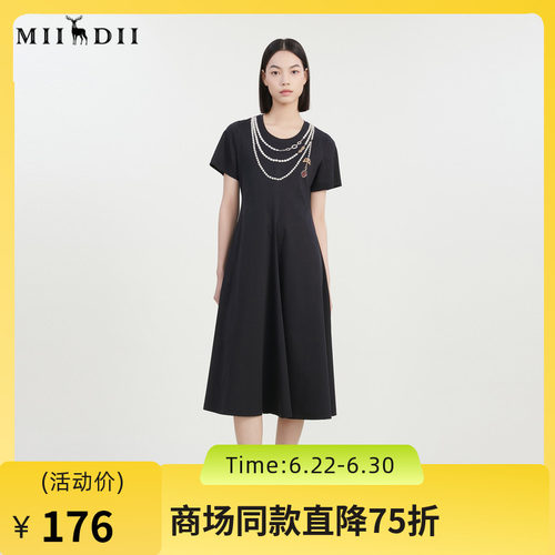 谜底圆领印花连衣裙2023