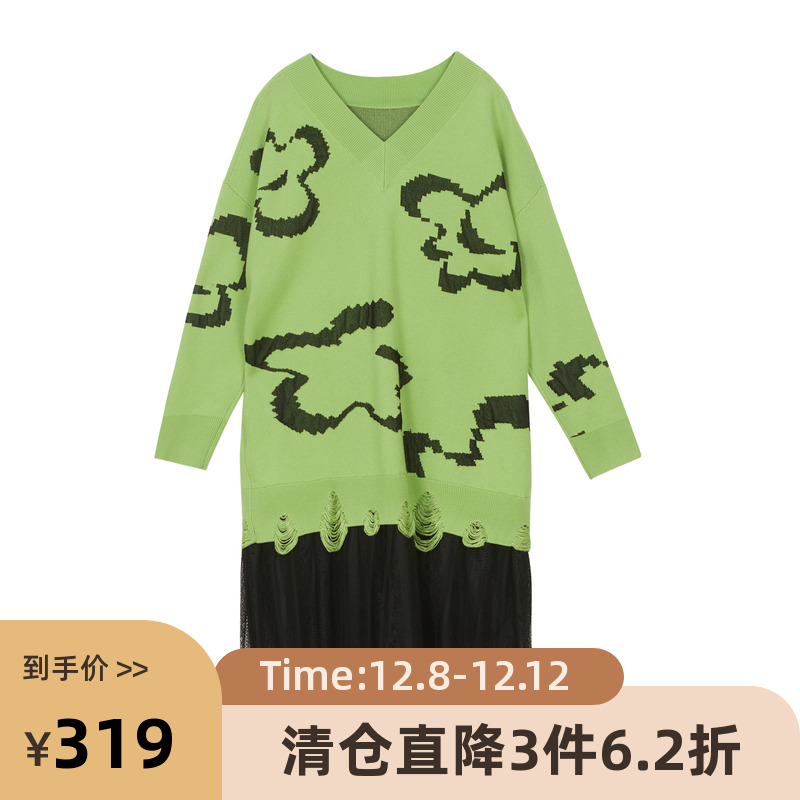 V领连衣裙，包容性强,水晶纱材质,提花工艺