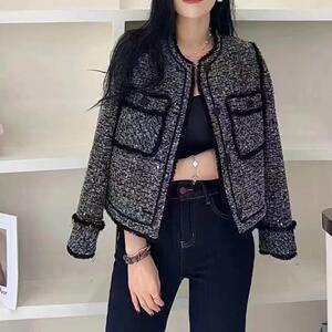 轻奢质感髙级感亮片气质百搭小香风外套圆领上衣女秋冬羽绒服新款