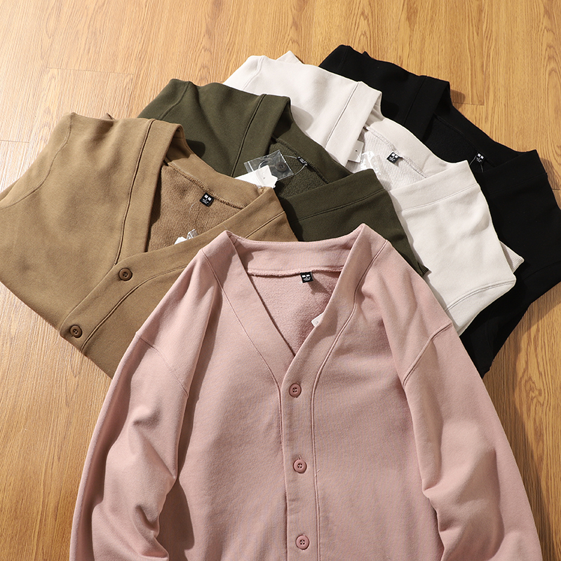 秋季V领宽松休闲排扣针织空调衫