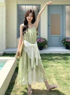 2025夏季新款绿色系网纱拼接吊带连衣裙女性独特度假风格碎花