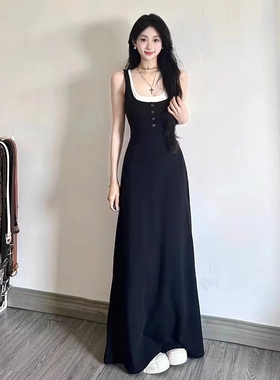 黑色长裙假两件赫本风小黑裙桔梗法式减龄显瘦吊带连衣裙子女夏装