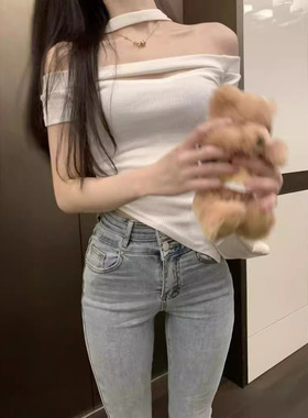 白色辣妹纯欲一字肩内搭女夏季别致修身短袖t恤性感打底短款上衣