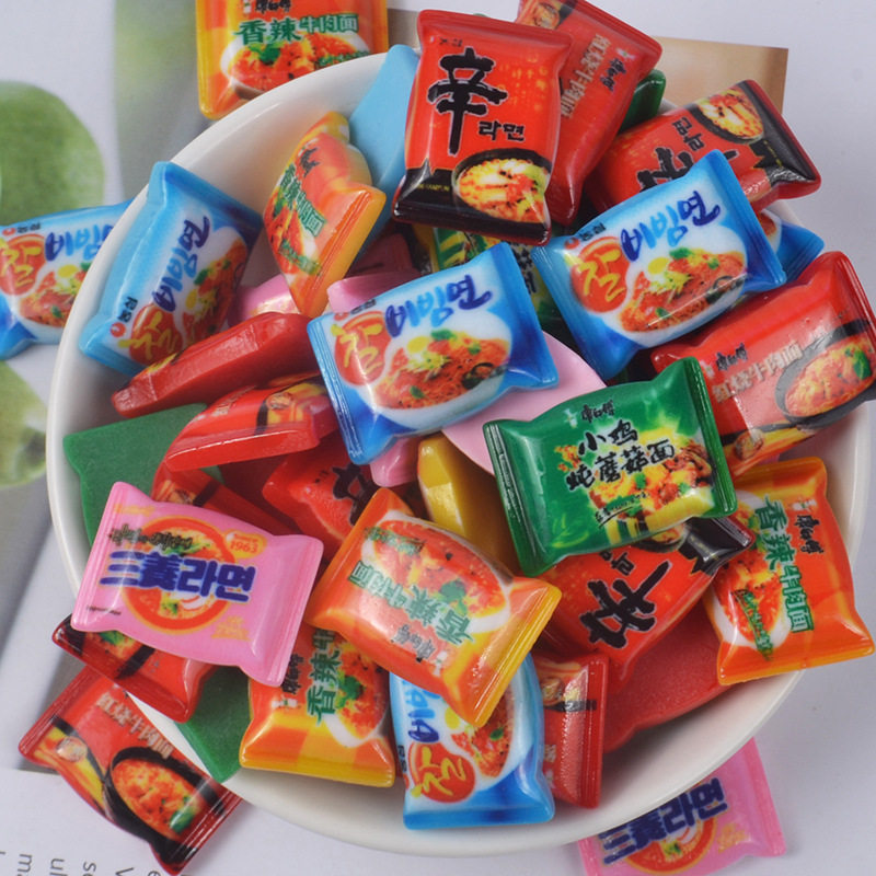 1:12迷你微缩世界模型手作娃娃零食日本食玩仿真方便面拉面火鸡面