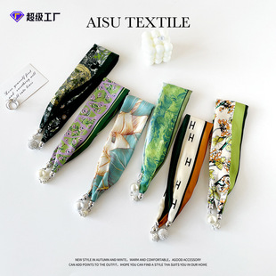 2025新春款磁吸丝巾女感简约小领巾时尚百搭绿色蝴蝶围巾项链