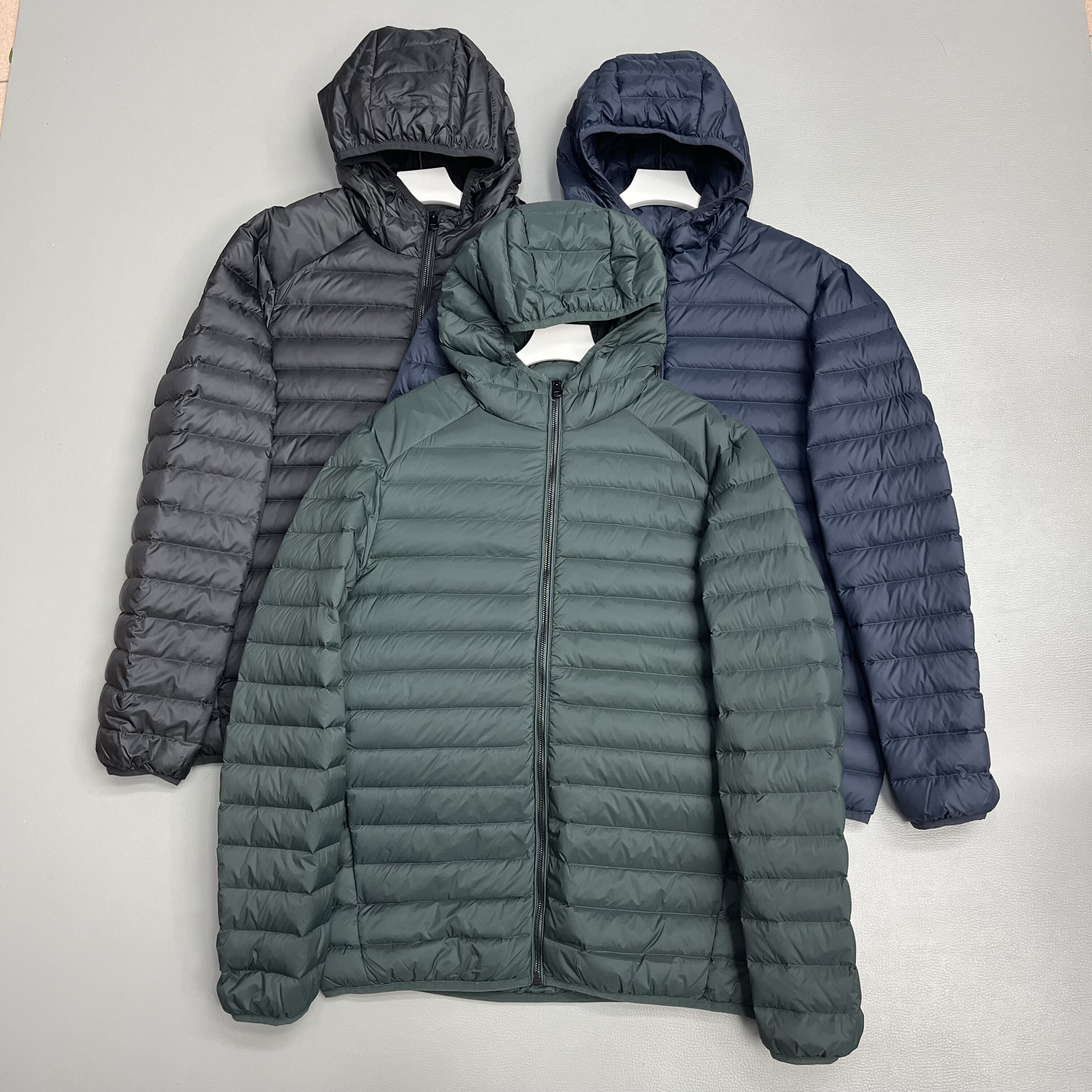 英国丹！秋冬新款轻薄羽绒服男短款连帽百搭轻便薄白鸭绒排骨大码