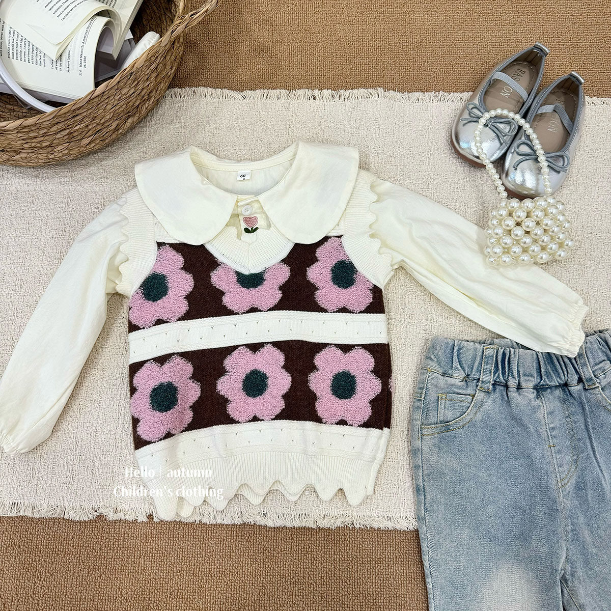 2023秋冬新款中小童女童背心毛衣春秋款秋装针织V领外穿马甲儿童