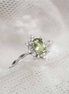 法国coss koko日系复古轻奢仿橄榄石戒指女款小众设计文艺指环