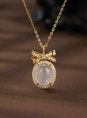 法国coss koko在逃公主s925银玉髓小鸽子蛋面蝴蝶结吊坠项链轻奢