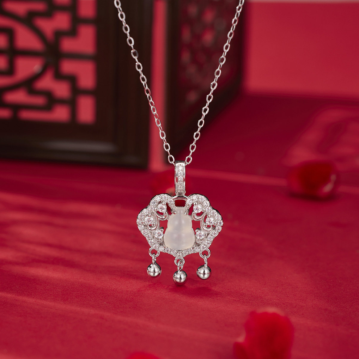 法国Coss KoKoS925银如意平安锁项链女新中式国潮风冰种玉髓铃铛