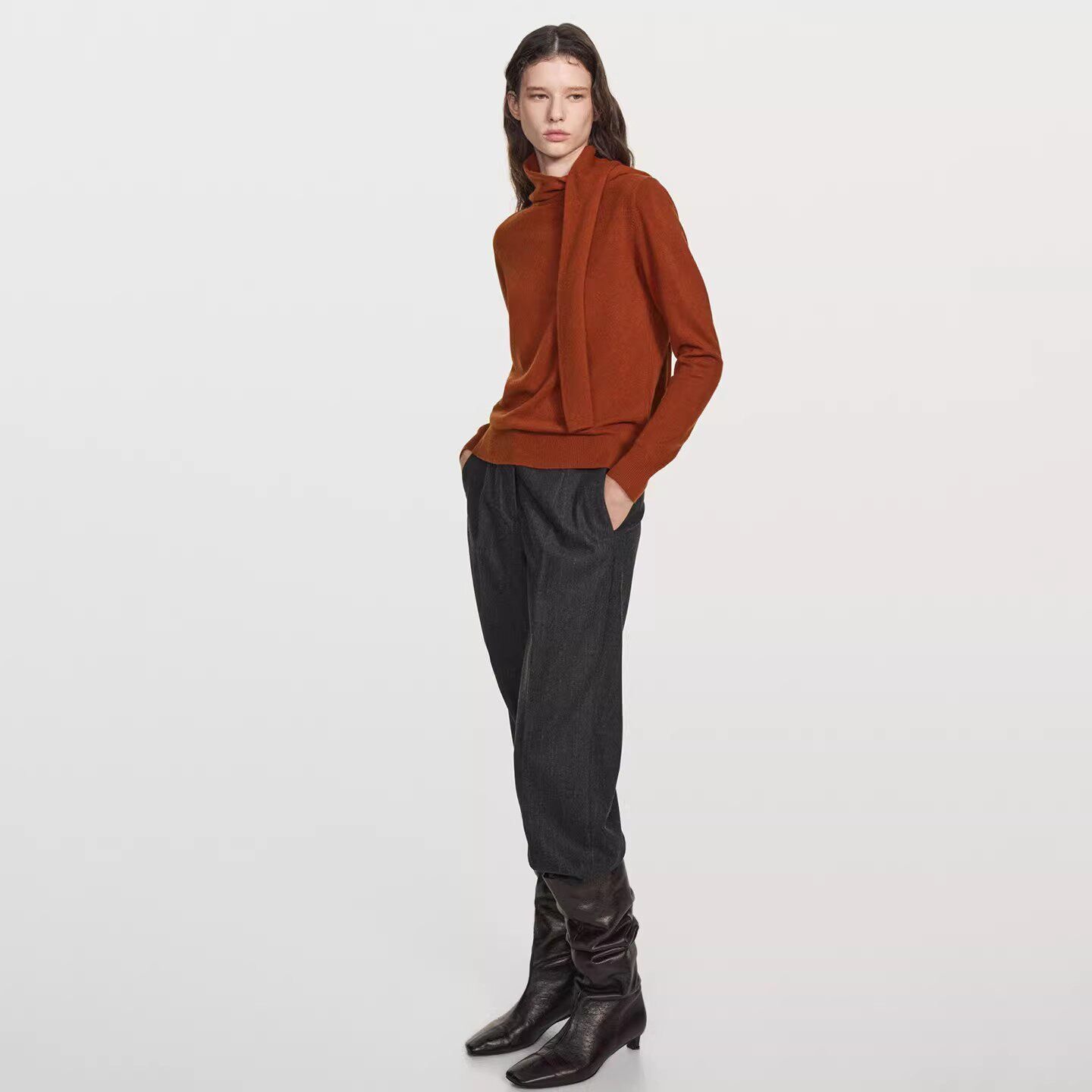 MD秋冬软糯围巾领长袖针织衫女