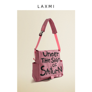 LAXMI潮牌姜涩琪同款 涂鸦字母大容量斜挎包托特包 个性 单肩包新款