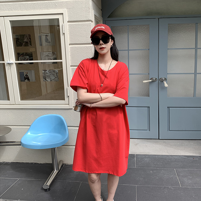 红色长款大圆领纯棉短袖T恤女