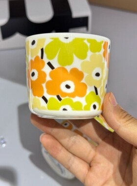 新款 芬兰Marimekko黄色小花手握杯马克杯餐碗餐具原装进口正品