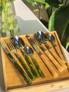 新款意大利进口Rivadossi竹节象牙白橄榄绿刀叉勺子西餐具套装