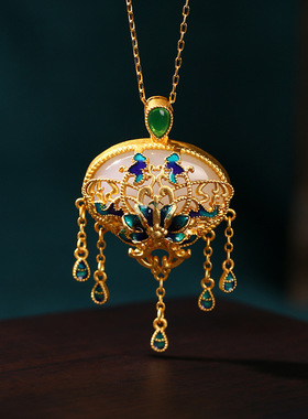 中国风宫廷冷珐琅工艺花飞蝶舞仿和田玉复古流苏项链网红直播带货