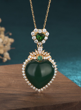 国潮新品天然冰种阳绿玉髓吊坠 镶嵌翡翠A货玉石挂件无事牌女项链