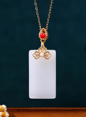 原创国潮设计古法镀金感好运莲莲无事方牌无仿和田玉复古宫廷项链