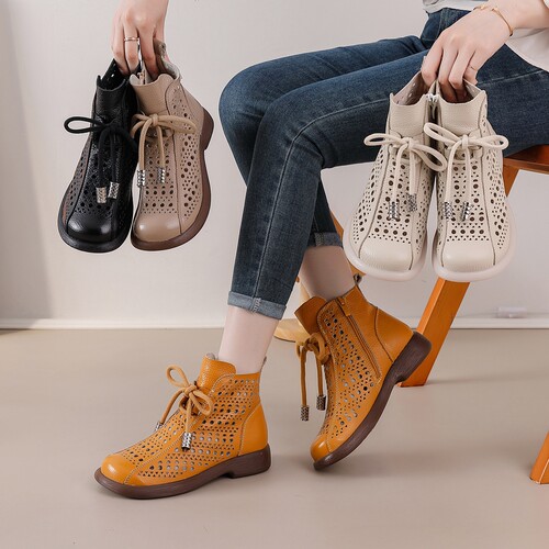 英伦真皮镂空系带马丁短靴女春秋