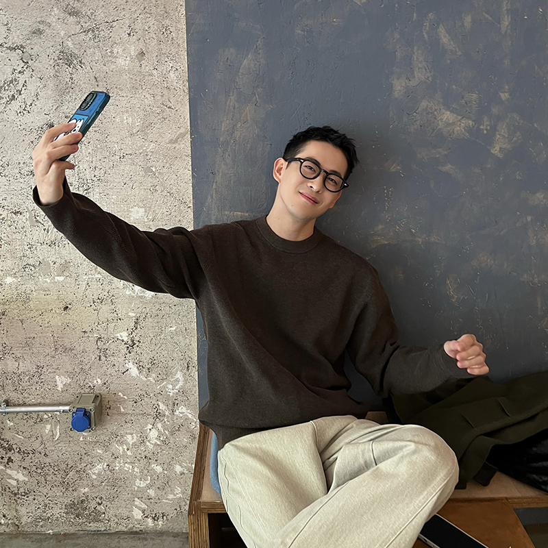 Nick Tian 纯色极简风厚毛衣咖色打底衫男秋季新款韩版宽松休闲