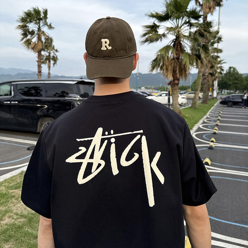 NickTian背后字母印花黑色短袖