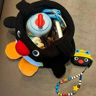 pingu毛绒玩具水杯包创意可爱企鹅公仔户外瓶套便携保温杯套