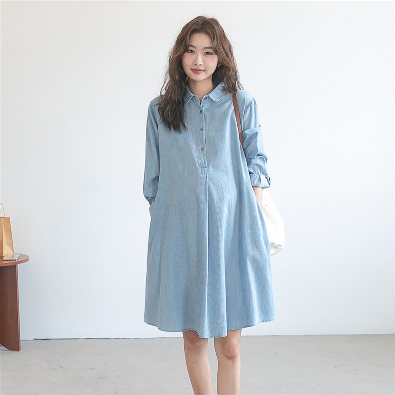 秋季新款孕妇裙网红时尚款细条纹翻领牛仔裙洋气减龄潮辣妈连衣裙