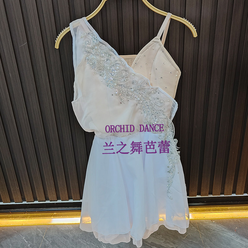 丘比特魔符变奏香槟色演出短裙
