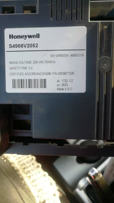 上海燃贤 Honeywell霍尼韦尔冷凝锅炉控制器 S4966V2052数据线
