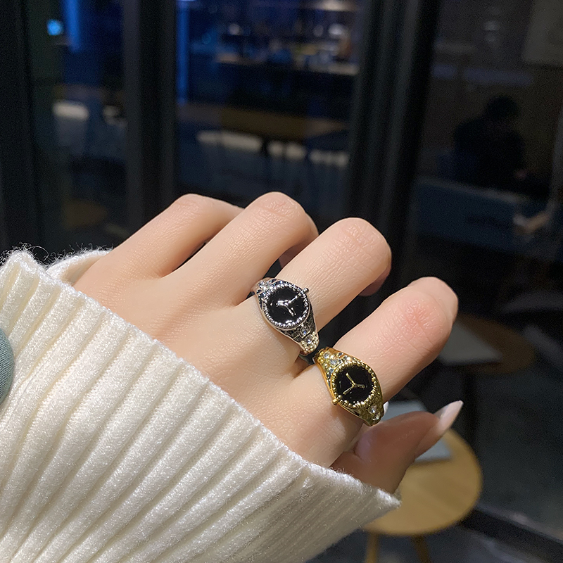 高级感轻奢时尚食指戒指女小众设计个手表造型指环ins风网红潮