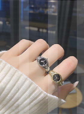 高级感轻奢时尚食指戒指女小众设计个手表造型指环ins风网红潮