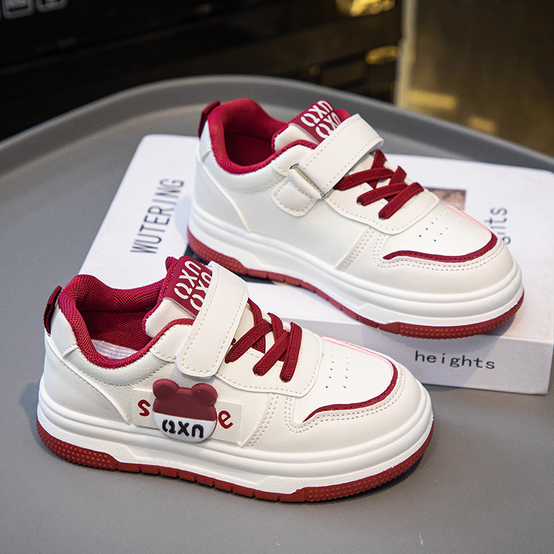 女童小白鞋时尚板鞋2025春秋新款小女孩软底防滑休闲鞋儿童运动鞋