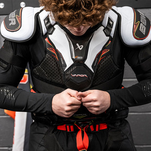 25年新款Bauer FLYPRO冰球护具套装鲍尔高级款冰球护胸护腿护肘