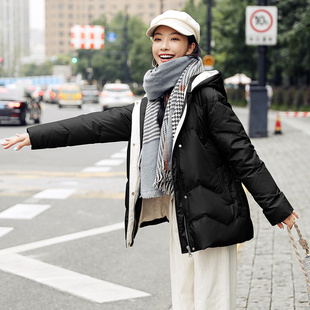 黑色连帽羽绒服女2026年冬季高级感立领系带收腰小个子白鸭绒外套