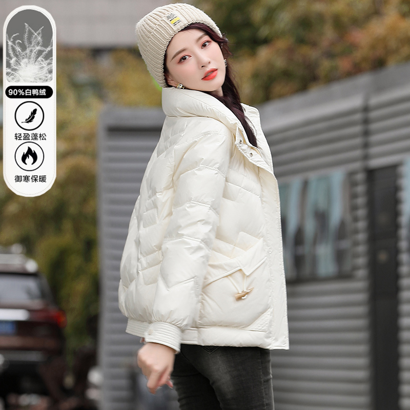 米色羽绒服女冬季2023新款加厚