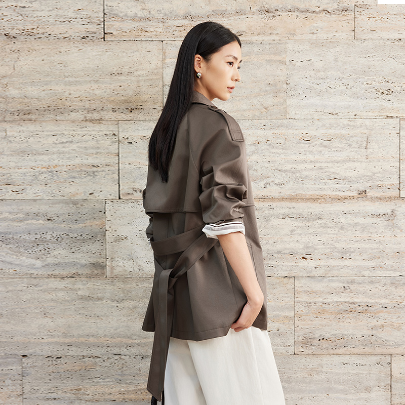 巨好看风衣女款2025新款英伦风单排扣高级感系带收腰短款大衣外套