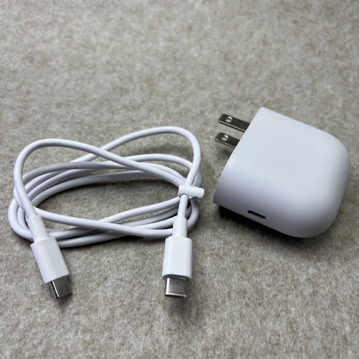 适用谷歌45W美版充电器官方正品