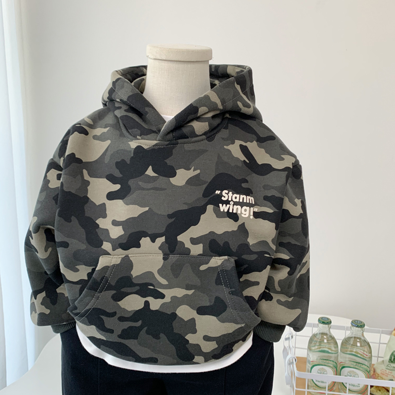 中小童时尚迷彩加绒连帽卫衣酷帅