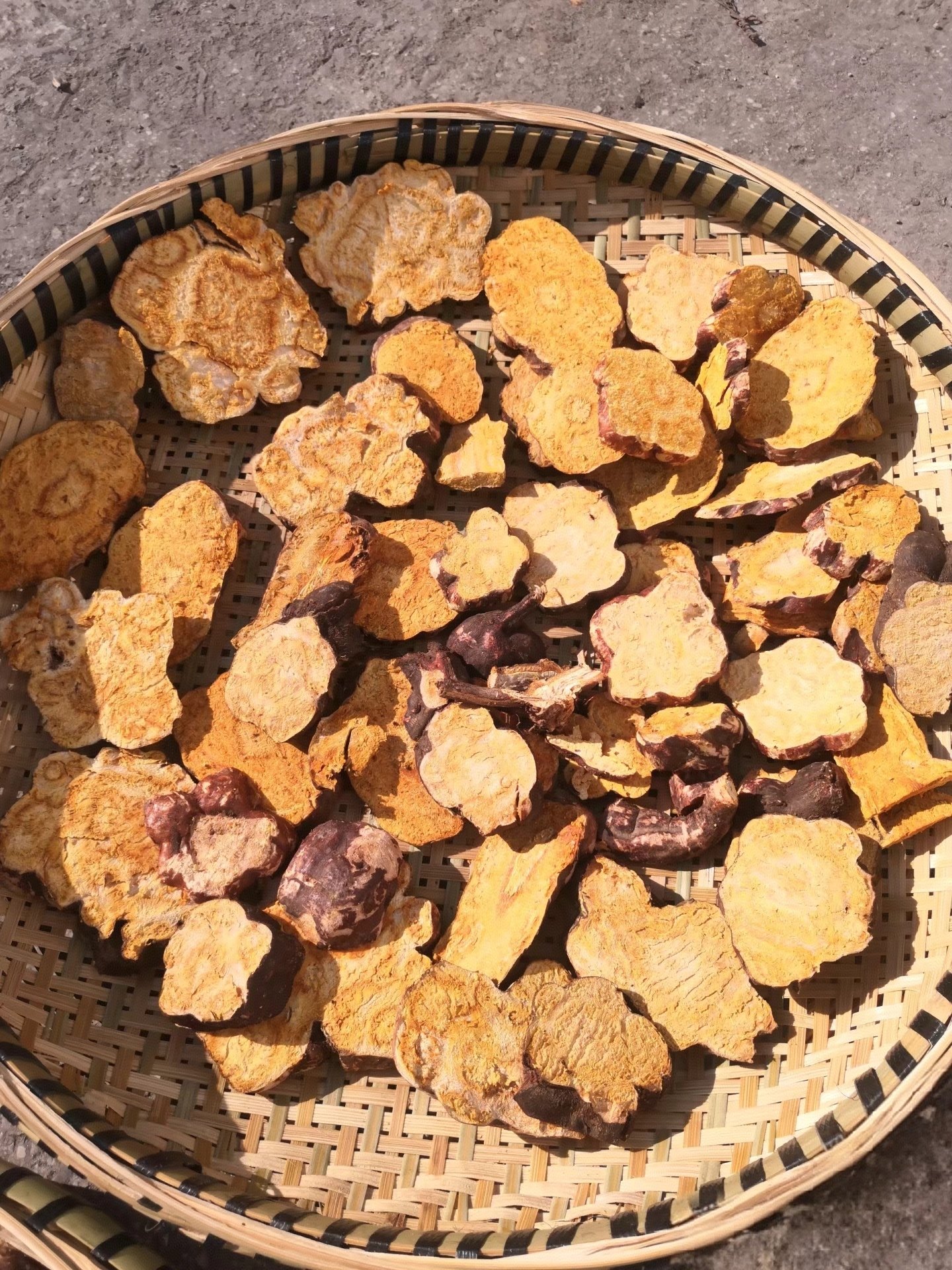 四川野生何首乌生首乌干片何首乌纯野生何首乌