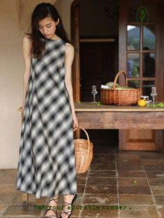 shyshy银河漫游 珍贵醋酸面料黑白格子简单经典无袖连衣裙